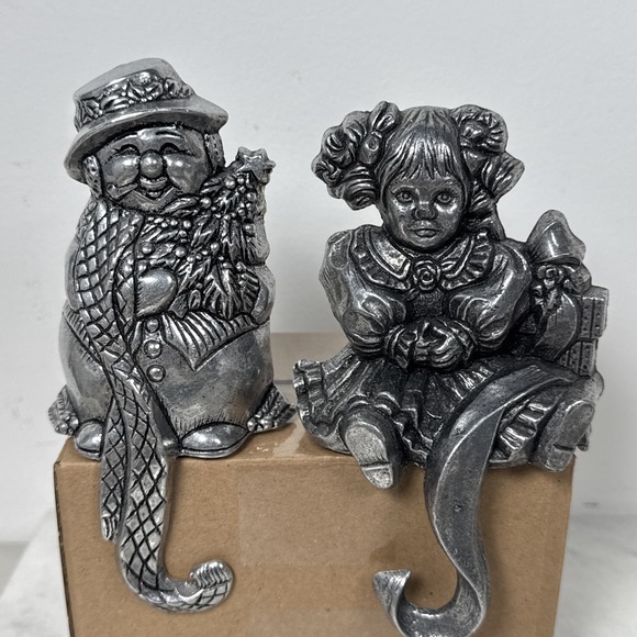 Cast Iron Christmas Stocking Holders  Girl And Snowman - Picture 3 of 7